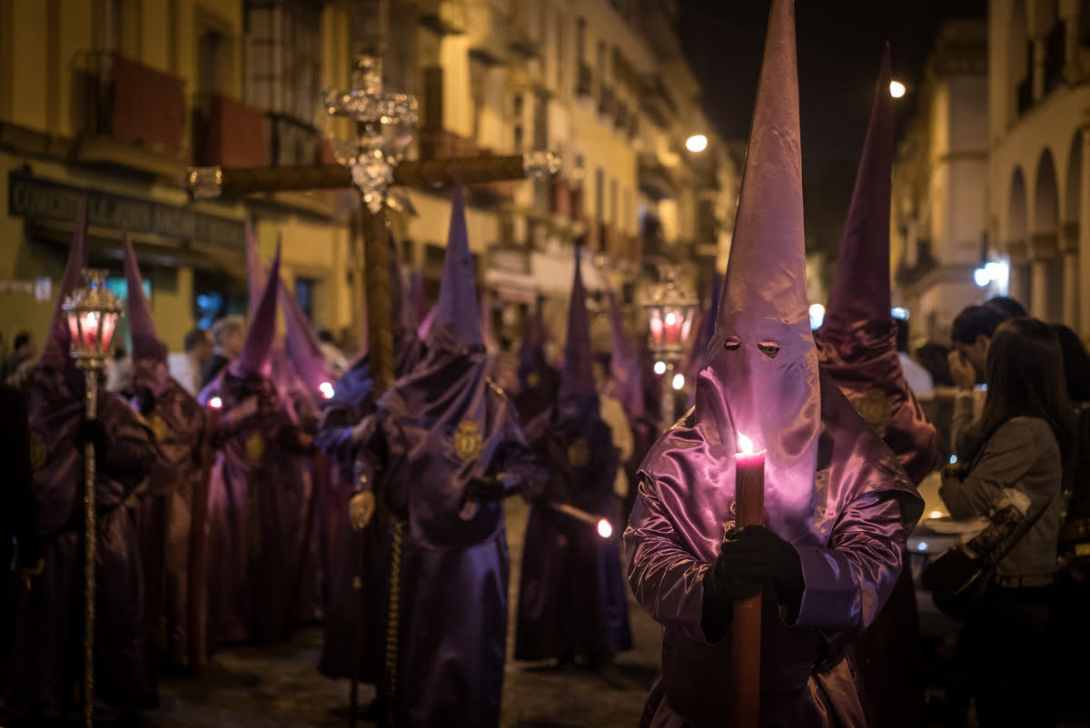 Dónde ver la Semana Santa de Sevilla 2026: Guía de rutas